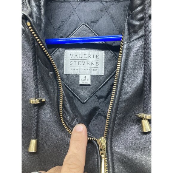 Valerie Steven’s Lamb Leather Jacket Women’s Size Medium Black Full Zip Hooded - Picture 2 of 14